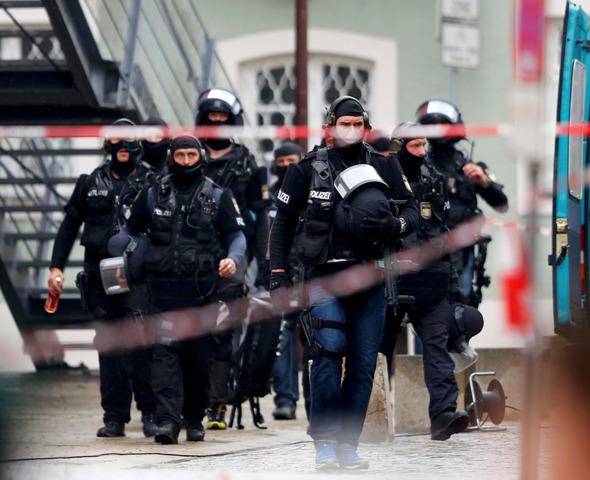 Άγριες συγκρούσεις στην Φρανκφούρτη