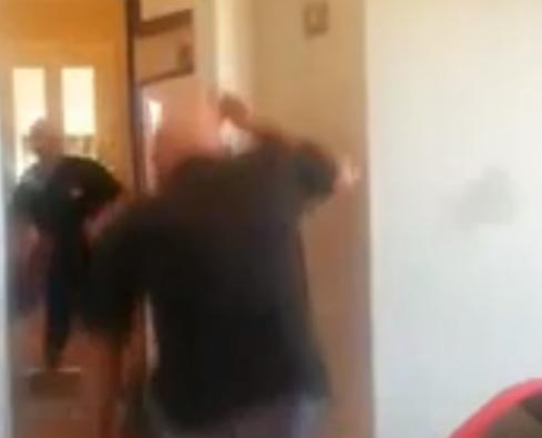 Φάρσα για να κοψοχολιάσετε τη σύντροφό σας
