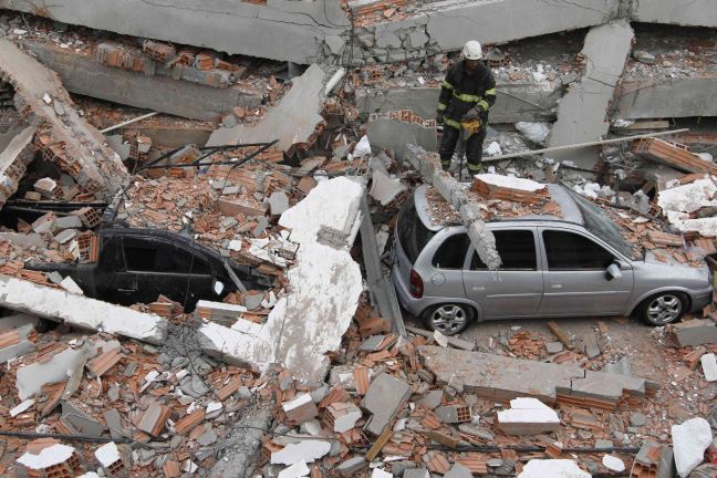 Παράνομο το κτίριο που κατέρρευσε στη Βραζιλία