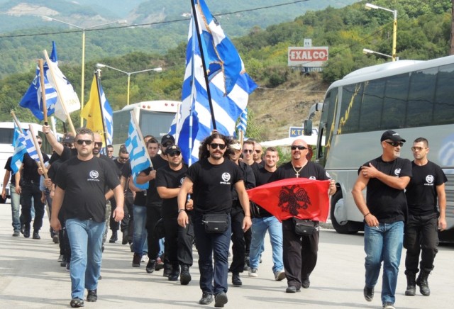 Χρυσαυγίτες έκλεισαν το συνοριακό σταθμό της Κακαβιάς