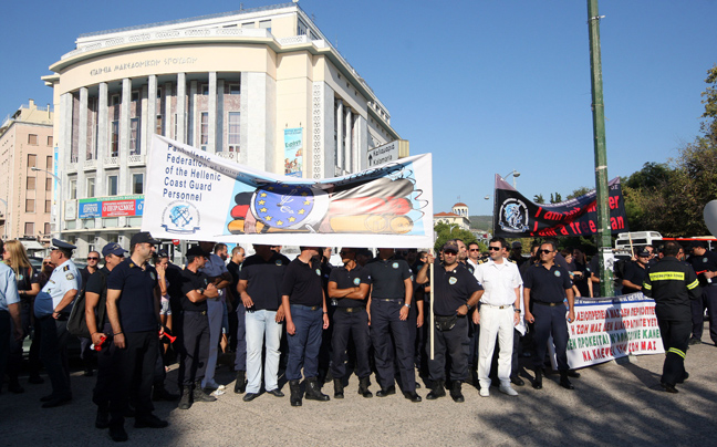 Συλλαλητήριο αστυνομικών, πυροσβεστών και λιμενικών στη Θεσσαλονίκη