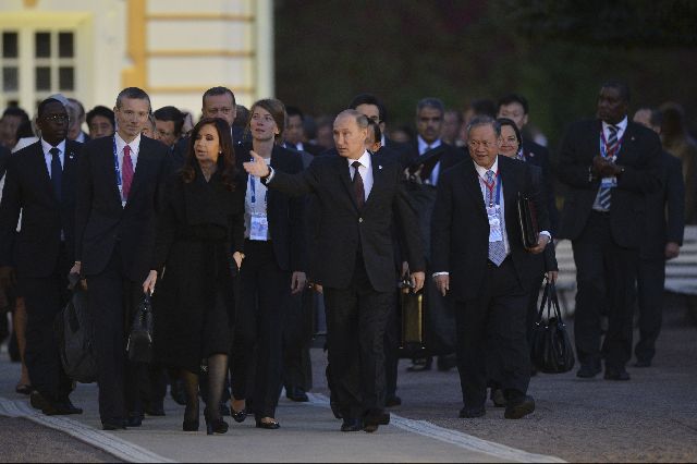 Στα δύο η διεθνής κοινότητα για τη Συρία