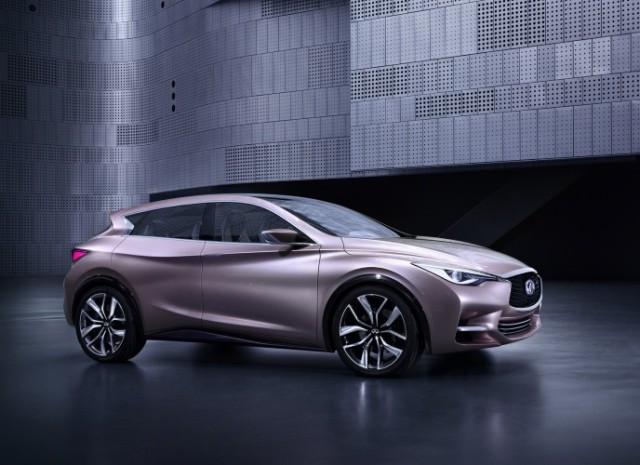 Η Infiniti διευρύνει την γκάμα της