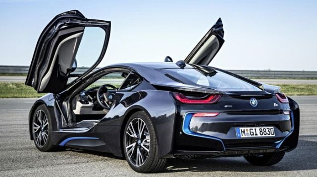 Ντεμπούτο για το BMW i8