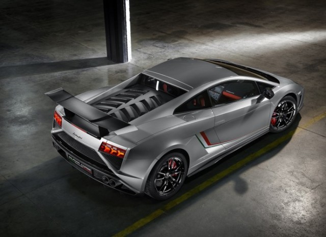 Αποκάλυψη τώρα για τη νέα Lamborghini