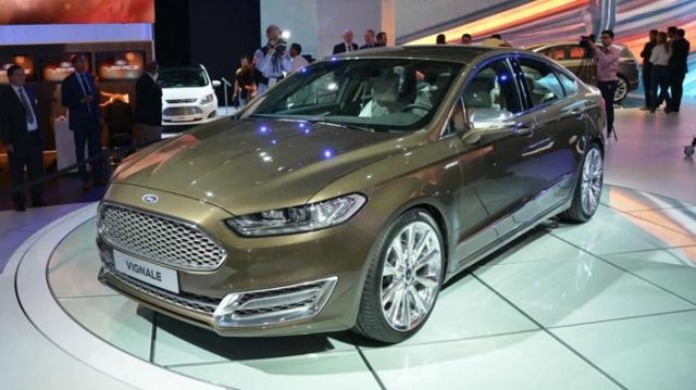 Τα πρωτότυπα Ford S-MAX και Mondeo Vignale