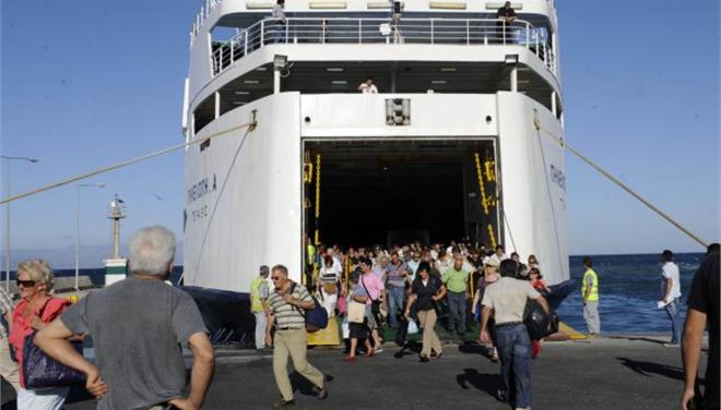 Σύσκεψη για τα ακτοπλοϊκά προβλήματα στο Βόρειο Αιγαίο