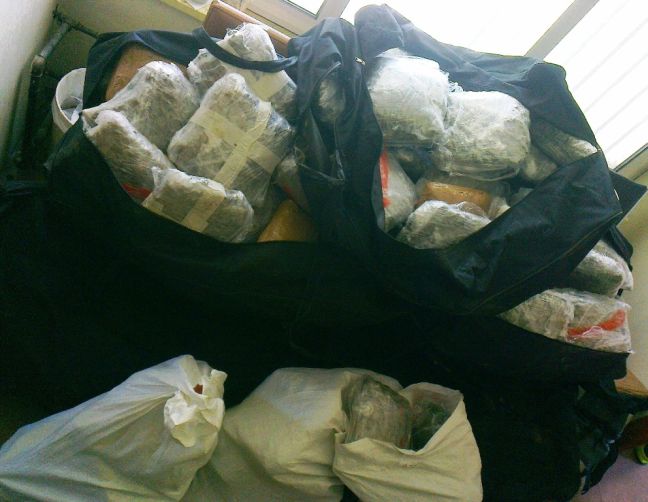 Φορτίο με 88 κιλά χασίς εντοπίστηκε στην Ηγουμενίτσα