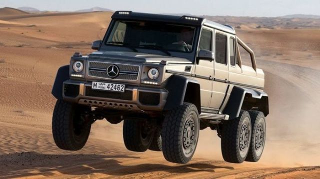 Η εξάτροχη Mercedes G63 AMG