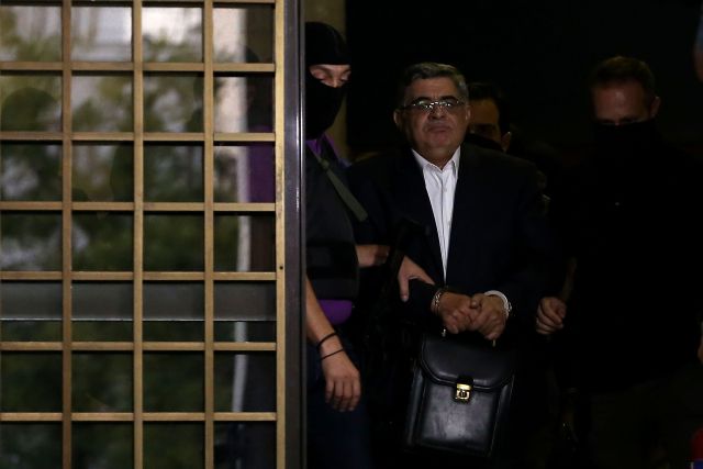 Ποιοι «συναγωνιστές» λείπουν από το μήνυμα που έστειλε ο Μιχαλολιάκος