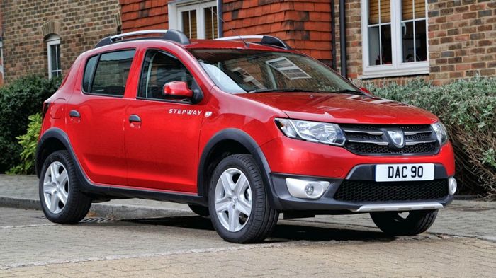 Έχουν πωληθεί 10.000 Dacia σε ένα χρόνο στην Αγγλία