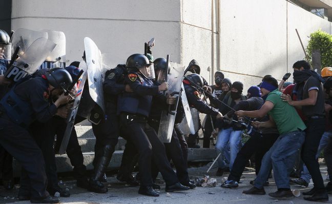 Σοβαρά επεισόδια σε διαδήλωση στο Μεξικό