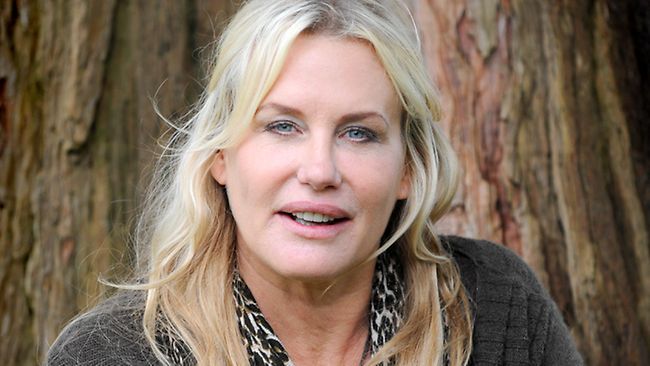 H Daryl Hannah μιλάει για τον αυτισμό