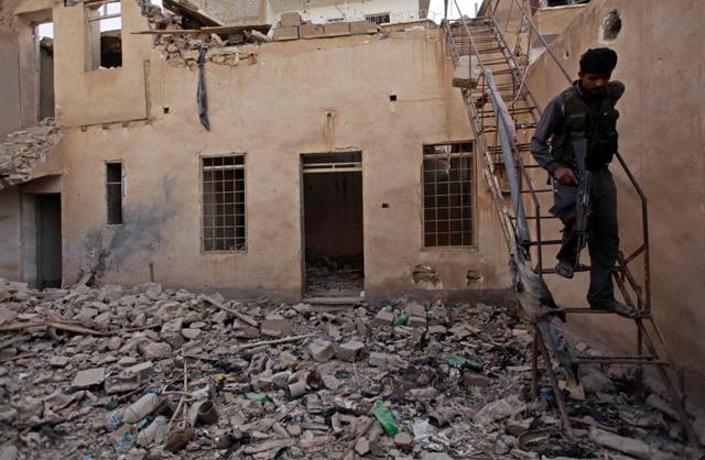 Κυβερνητικά αεροσκάφη σφυροκόπησαν θέσεις ανταρτών στα νότια της Δαμασκού
