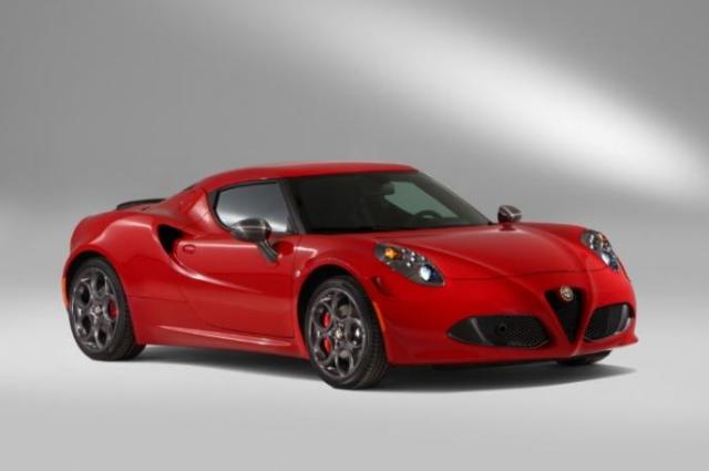 Διευρύνεται η γκάμα της Alfa Romeo 4C