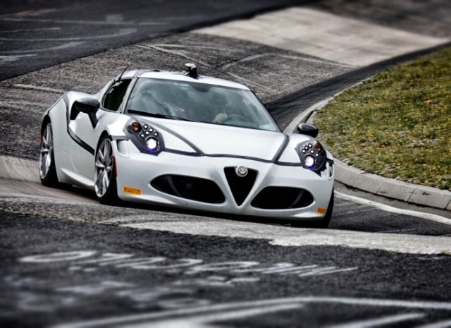 Η Alfa Romeo 4C έγραψε 8′ 04” στο Nurburgring