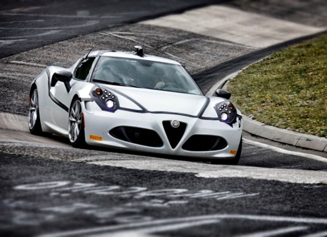 Η Alfa Romeo 4C έγραψε 8&#8242; 04&#8221; στο Nurburgring