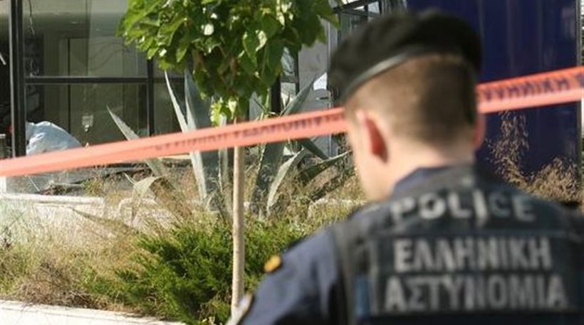 Διέρρηξαν σπίτι στη Μάνδρα μέρα μεσημέρι