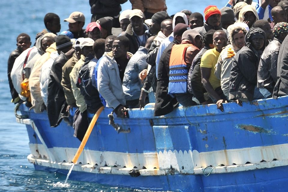 Διάσωση 236 μεταναστών στα ανοιχτά της Λαμπεντούζα