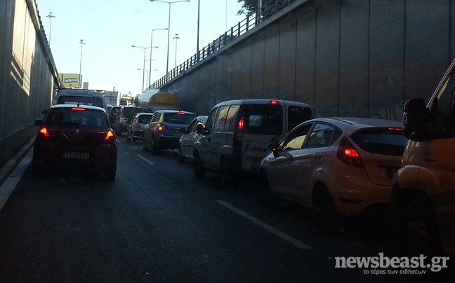 Αυξημένη κίνηση στην εθνική οδό Αθηνών-Λαμίας