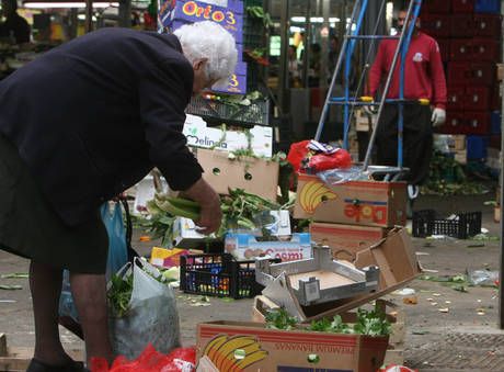 Σχεδόν 10,5 εκατ. φτωχοί στην Ιταλία το 2013