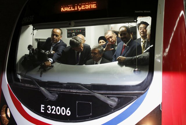 Ο Ερντογάν εγκαινίασε το «έργο του αιώνα»