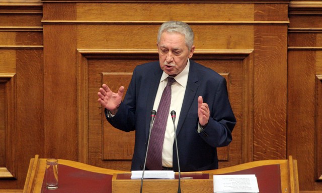Κουβέλης: 4-5 βουλευτές της ΔΗΜΑΡ δεν θα ψηφίσουν για Πρόεδρο