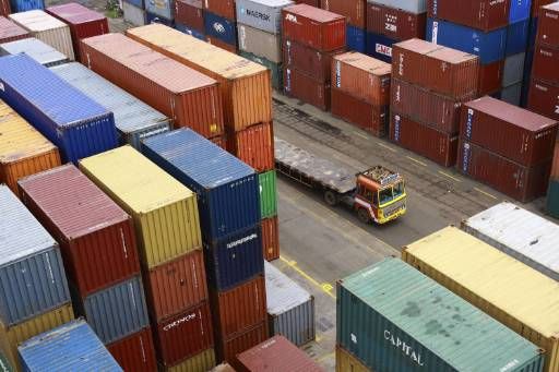 Αύξηση 6,6% σημείωσαν οι εξαγωγές των Σκοπίων το 2013