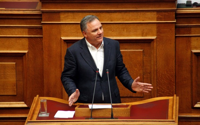 «Δεν θα περάσει από τη Βουλή η άρση άνευ όρων των πλειστηριασμών»