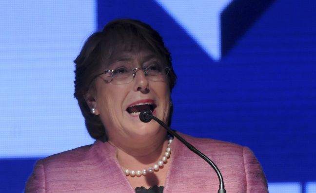 Μπροστά στις εκλογές η πρώην πρόεδρος της Χιλής
