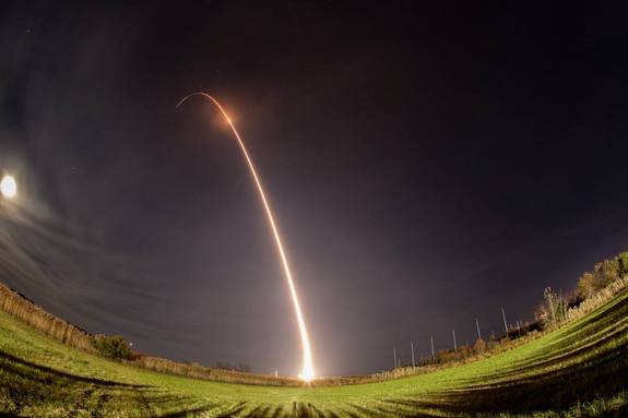Εκτοξεύθηκε ένας πύραυλος Minotaur 1 της NASA