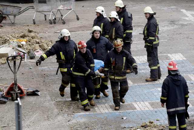 Μεγαλώνει ο αριθμός των νεκρών στη Λετονία