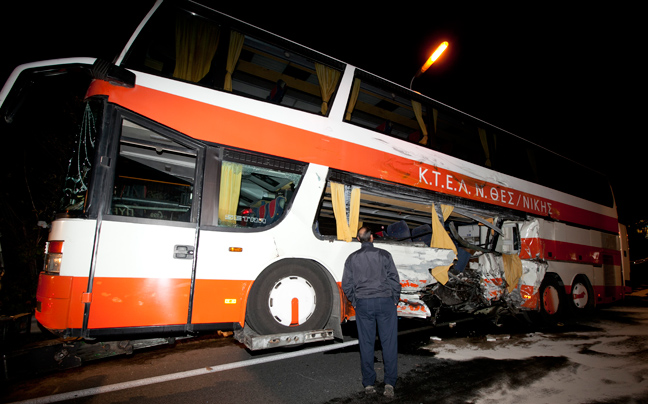 Θανατηφόρο τροχαίο με λεωφορείο στα Τέμπη