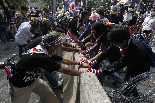 Αργία στην Ταϊλάνδη κήρυξε ο ηγέτης των διαδηλωτών
