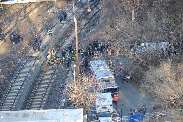 Τέσσερις νεκροί από το σιδηροδρομικό δυστύχημα στη Νέα Υόρκη