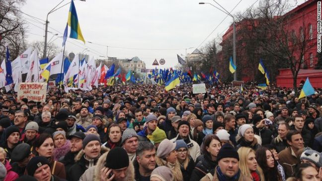 Μπλόκο στην έδρα της ουκρανικής κυβέρνησης
