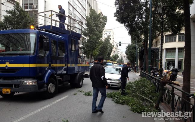 Αποκαταστάθηκε η κυκλοφορία στην οδό Σταδίου