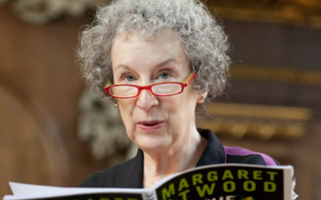 Επίτιμη διδάκτωρ του Πανεπιστημίου Αθηνών θα ανακηρυχθεί η καναδή συγγραφέας Μάργκαρετ Άτγουντ