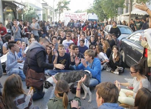 Πορεία μαθητών στα Χανιά στη μνήμη του Αλέξανδρου Γρηγορόπουλου