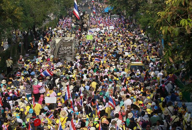 Τρίτη ημέρα κινητοποιήσεων της αντιπολίτευσης στη Μπανγκόκ