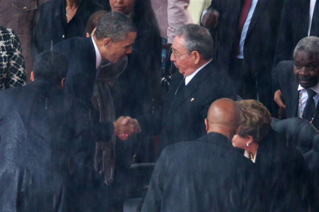 «Η χειραψία Ομπάμα-Κάστρο δεν ήταν προγραμματισμένη»