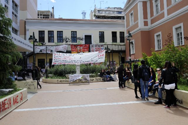 «Μόνο ένα πανεπιστήμιο που λειτουργεί είναι σε θέση να υπερασπιστεί τα συμφέροντά του»