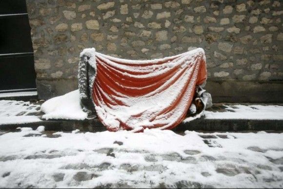 Ο δήμος Θεσσαλονίκης θα παρέχει ημερήσια φιλοξενία σε άστεγους