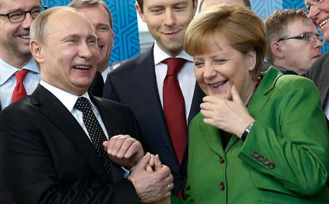 Συγχαρητήρια Πούτιν για την επανεκλογή Μέρκελ στην καγκελαρία