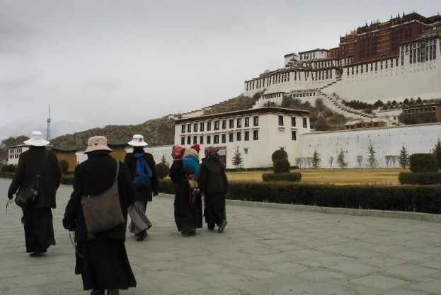 Πνίγεται στη ρύπανση το Θιβέτ