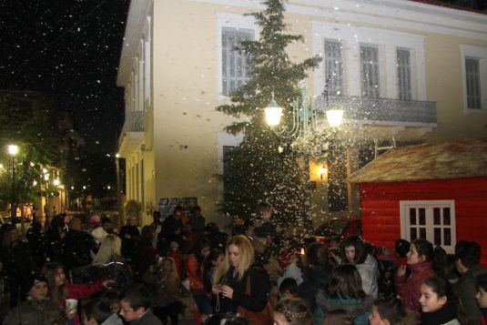 Το πνεύμα των Χριστουγέννων ήρθε στον Πύργο