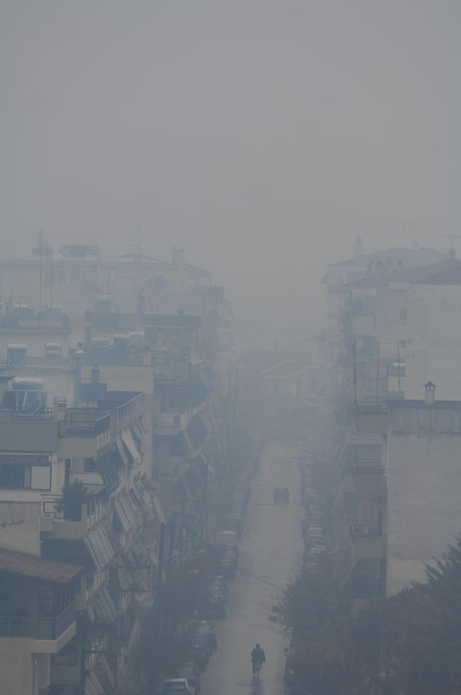 Πνιγμένη στην αιθαλομίχλη η Αθήνα