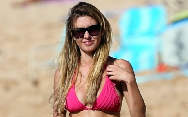 Χριστούγεννα στην παραλία για την Audrina Patridge