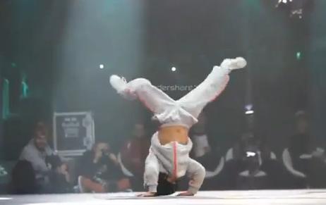 Χορευτής breakdance ετών 6!