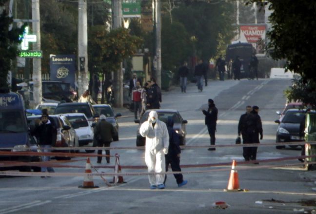 Από δύο καλάσνικοφ οι πυροβολισμοί στο σπίτι του γερμανού πρέσβη